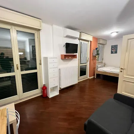 Apartment Easy Station